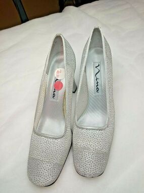 Mina Silver Mesh and Sequin Square-toe Pumps with Leather Soles Vintage size 8M